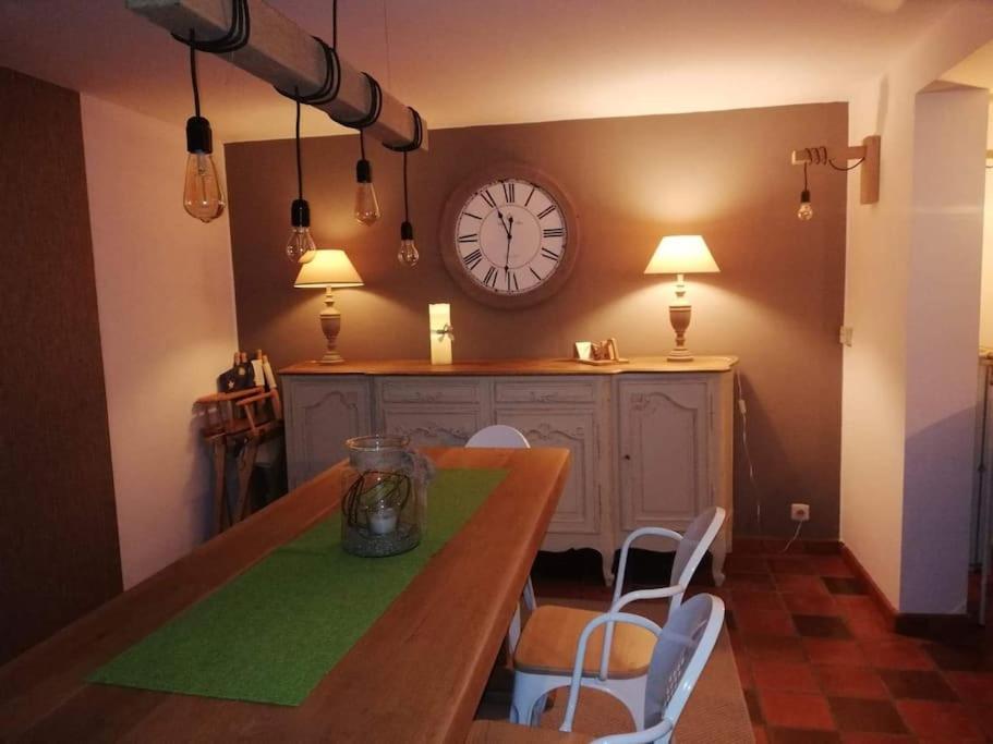 Hébergement de vacances Lesse En Ciel Vous Accueille Avec Plaisir .